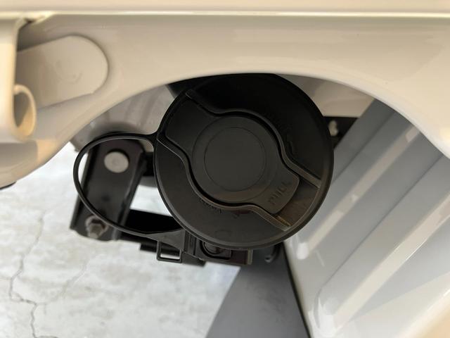 ハイゼットトラックスタンダード　ＭＴ／ＡＭ／ＦＭラジオワンオーナー　ＭＴ　ＡＭ／ＦＭラジオ　ハロゲンヘッドライト　ラバーマット　バイザー　スマアシ　取扱説明書　メンテナンスノート（香川県）の中古車