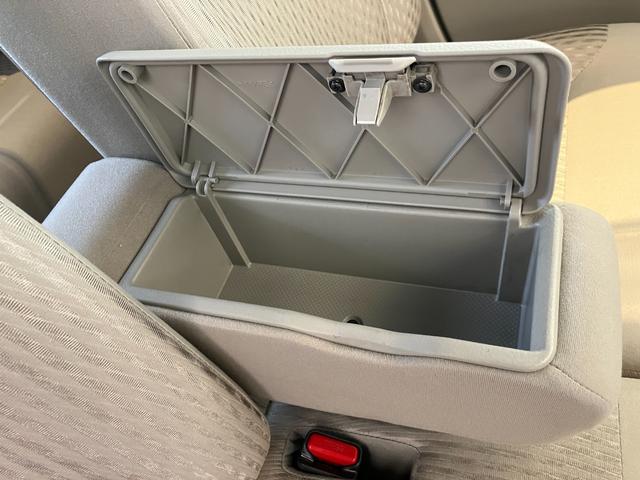 ムーヴL SAIII CD/USBチューナーワンオーナー CD/USBチューナー スマアシIII ハロゲンヘッドライト オートマチックハイビーム 電動格納ミラー キーレスエントリー 取扱説明書 メンテナンスノート(香川県)の中古車