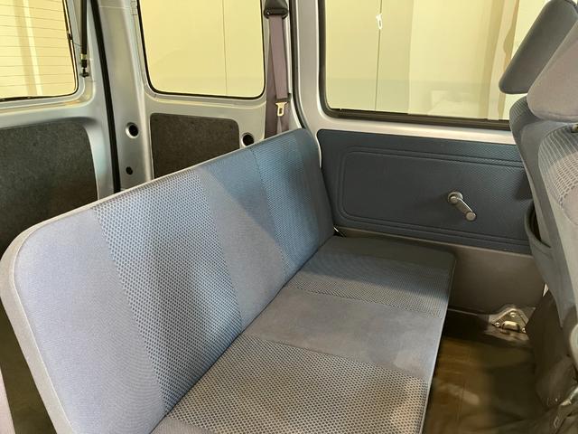 ハイゼットカーゴクルーズ キーレスエントリー/両側スライドドアワンオーナー キーレスエントリー ハロゲンヘッドライト 両側スライドドア 電動格納ミラー 取扱説明書 メンテナンスノート(香川県)の中古車