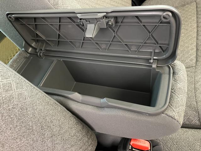 タントＸ　オーディオレス／ＵＳＢ入力端子ワンオーナー　オーディオレス　バックモニター対応カメラ　左側パワースライドドア　電動パーキングブレーキ　オートブレーキホールド　ＬＥＤヘッドランプ　運転席・助手席シートヒーター　スマートキー（香川県）の中古車