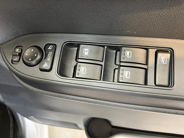 タントＸ　オーディオレス／ＵＳＢ入力端子ワンオーナー　オーディオレス　バックモニター対応カメラ　左側パワースライドドア　電動パーキングブレーキ　オートブレーキホールド　ＬＥＤヘッドランプ　運転席・助手席シートヒーター　スマートキー（香川県）の中古車