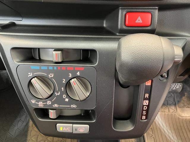 ミライースL SAIII オーディオレス/キーレスエントリーワンオーナー オーディオレス シガーソケット スマアシIII キーレスエントリー ハロゲンヘッドライト オートライト オートマチックハイビーム 取扱説明書 メンテナンスノート(香川県)の中古車