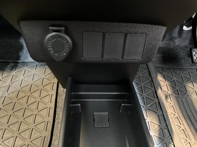 ミライースL SAIII オーディオレス/シガーソケットワンオーナー オーディオレス キーレスエントリー ハロゲンヘッドライト オートライト オートマチックハイビーム スマアシIII シガーソケット 取扱説明書 メンテナンスノート(香川県)の中古車