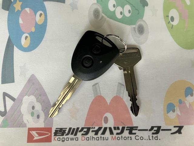 ミライースL SAIII オーディオレス/シガーソケットワンオーナー オーディオレス キーレスエントリー ハロゲンヘッドライト オートライト オートマチックハイビーム スマアシIII シガーソケット 取扱説明書 メンテナンスノート(香川県)の中古車