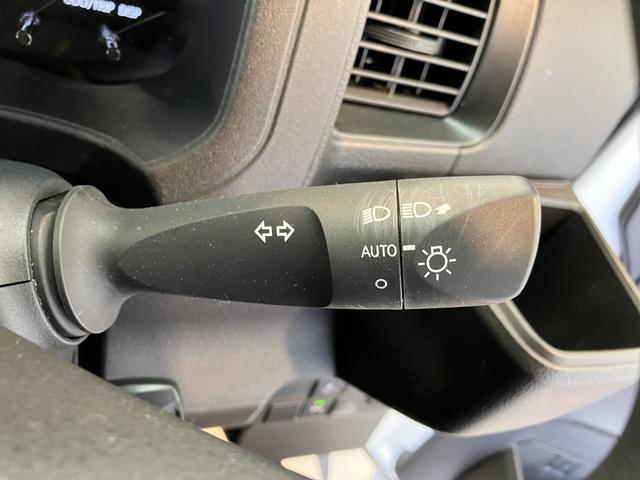 ハイゼットカーゴＤＸ　ＡＭ／ＦＭラジオ／キーレスエントリーワンオーナー　ＡＭ／ＦＭラジオ　スマアシ　両側スライドドア　キーレスエントリー　ハロゲンヘッドライト　オートライト　オートマチックハイビーム　取扱説明書　メンテナンスノート（香川県）の中古車