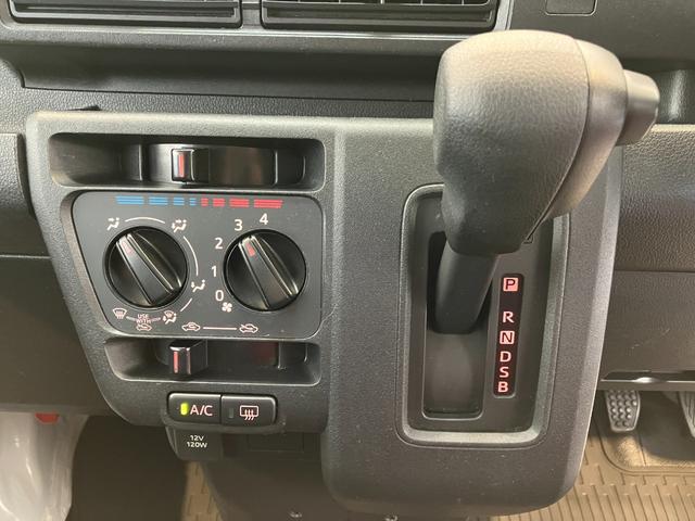 ハイゼットカーゴＤＸ　ＡＭ／ＦＭラジオ／キーレスエントリーワンオーナー　ＡＭ／ＦＭラジオ　スマアシ　両側スライドドア　キーレスエントリー　ハロゲンヘッドライト　オートライト　オートマチックハイビーム　取扱説明書　メンテナンスノート（香川県）の中古車