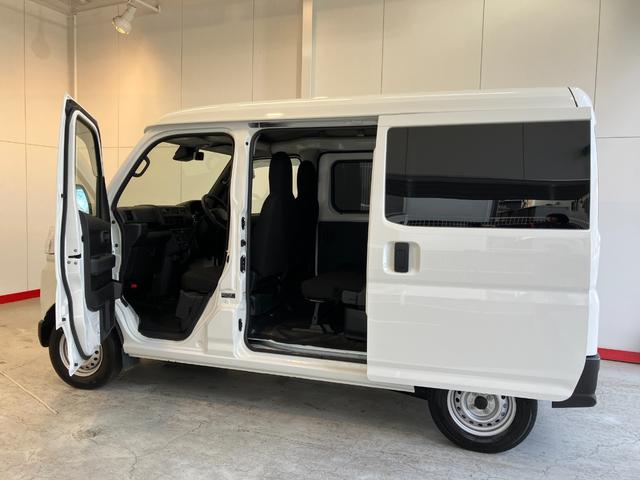 ハイゼットカーゴＤＸ　ＡＭ／ＦＭラジオ／キーレスエントリーワンオーナー　ＡＭ／ＦＭラジオ　スマアシ　両側スライドドア　キーレスエントリー　ハロゲンヘッドライト　オートライト　オートマチックハイビーム　取扱説明書　メンテナンスノート（香川県）の中古車