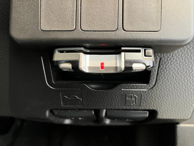 トールカスタムＧ　ＳＡII　ナビ／ＥＴＣ／アルミワンオーナー　純正ナビ　純正ＥＴＣ　バックモニター　Ｂｌｕｅｔｏｏｔｈ接続　アダプティブクルーズコントロール　両側パワースライドドア　ＬＥＤヘッドランプ　電動格納ミラー　純正１４インチアルミホイール（香川県）の中古車