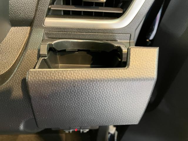 トールカスタムＧ　ＳＡII　ナビ／ＥＴＣ／アルミワンオーナー　純正ナビ　純正ＥＴＣ　バックモニター　Ｂｌｕｅｔｏｏｔｈ接続　アダプティブクルーズコントロール　両側パワースライドドア　ＬＥＤヘッドランプ　電動格納ミラー　純正１４インチアルミホイール（香川県）の中古車