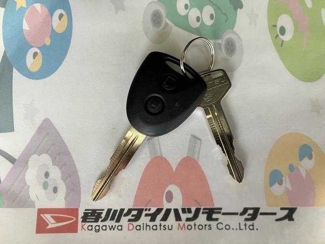 ミライースＬ　ＳＡIII　オーディオレス／シガーソケットワンオーナー　オーディオレス　キーレスエントリー　ハロゲンヘッドライト　オートライト　オートマチックハイビーム　スマアシＩＩＩ　シガーソケット　取扱説明書　メンテナンスノート（香川県）の中古車