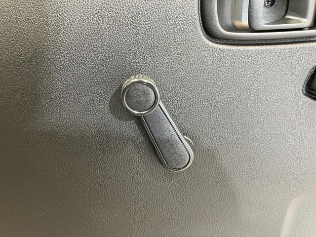 ハイゼットトラックスタンダード　ＡＭ／ＦＭラジオワンオーナー　ＡＭ／ＦＭラジオ　ハロゲンヘッドライト　オートライトオート　マチックハイビーム　ゴムマット　バイザー　取扱説明書　メンテナンスノート（香川県）の中古車