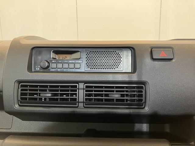 ハイゼットトラックスタンダード　ＡＭ／ＦＭラジオワンオーナー　ＡＭ／ＦＭラジオ　ハロゲンヘッドライト　オートライトオート　マチックハイビーム　ゴムマット　バイザー　取扱説明書　メンテナンスノート（香川県）の中古車