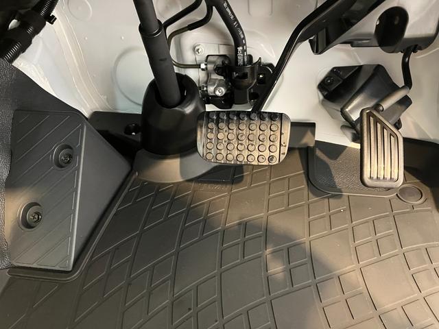 ハイゼットトラックスタンダード　ＡＭ／ＦＭラジオワンオーナー　ＡＭ／ＦＭラジオ　ハロゲンヘッドライト　オートライトオート　マチックハイビーム　ゴムマット　バイザー　取扱説明書　メンテナンスノート（香川県）の中古車