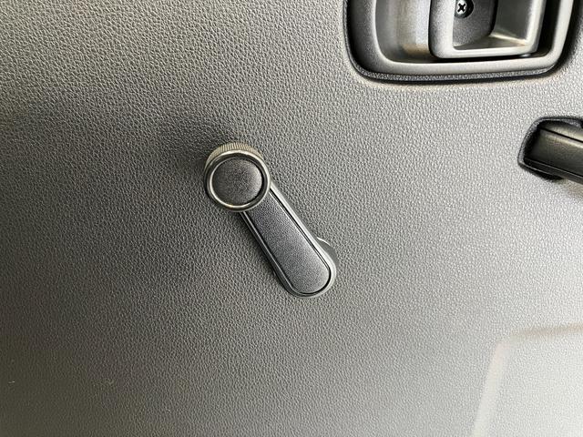 ハイゼットトラックスタンダード　ＡＭ／ＦＭラジオワンオーナー　ＡＭ／ＦＭラジオ　スマアシ　ハロゲンヘッドライト　オートライト　オートマチックハイビーム　取扱説明書　メンテナンスノート（香川県）の中古車