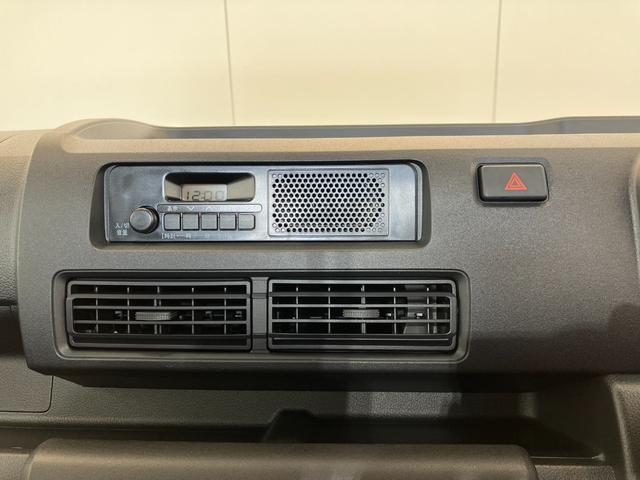 ハイゼットトラックスタンダード　ＡＭ／ＦＭラジオワンオーナー　ＡＭ／ＦＭラジオ　スマアシ　ハロゲンヘッドライト　オートライト　オートマチックハイビーム　取扱説明書　メンテナンスノート（香川県）の中古車