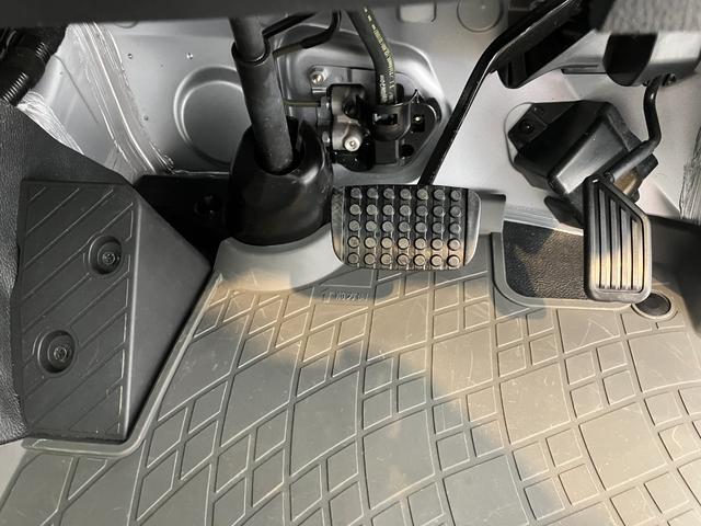 ハイゼットトラックエクストラＳＡIIIｔ　ＣＤ／作業灯ワンオーナー　作業灯　ＣＤ　移動式灰皿　ハロゲンヘッドライト　キーレスエントリー　オートライト　スマアシＩＩＩ　取扱説明書　メンテナンスノート（香川県）の中古車