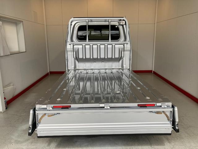 ハイゼットトラックエクストラＳＡIIIｔ　ＣＤ／作業灯ワンオーナー　作業灯　ＣＤ　移動式灰皿　ハロゲンヘッドライト　キーレスエントリー　オートライト　スマアシＩＩＩ　取扱説明書　メンテナンスノート（香川県）の中古車