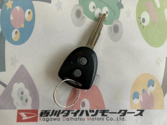 ハイゼットトラックエクストラＳＡIIIｔ　ＣＤ／作業灯ワンオーナー　作業灯　ＣＤ　移動式灰皿　ハロゲンヘッドライト　キーレスエントリー　オートライト　スマアシＩＩＩ　取扱説明書　メンテナンスノート（香川県）の中古車