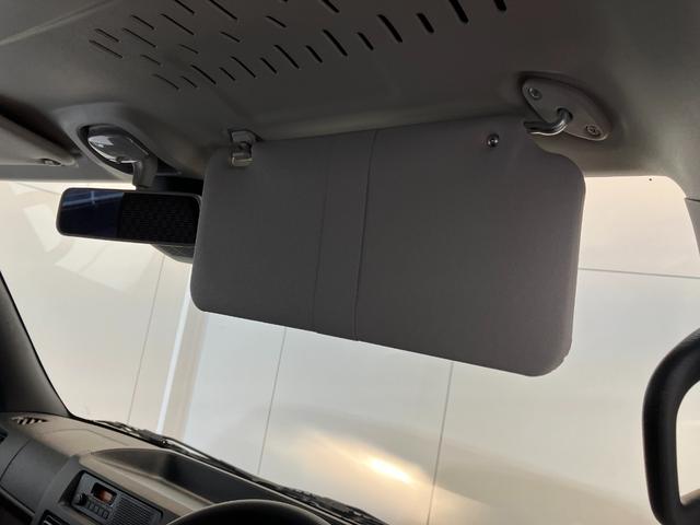 ハイゼットカーゴＤＸ　ＡＭ／ＦＭラジオ／両側スライドドアワンオーナー　キーレスエントリー　ＡＭ／ＦＭラジオ　スマアシ　両側スライドドア　ハロゲンヘッドライト　オートライト　オートマチックハイビーム　取扱説明書　メンテナンスノート（香川県）の中古車