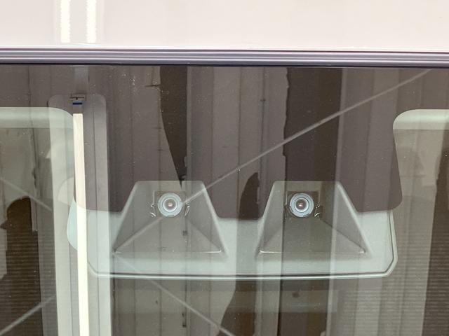 ハイゼットカーゴＤＸ　ＡＭ／ＦＭラジオ／両側スライドドアワンオーナー　キーレスエントリー　ＡＭ／ＦＭラジオ　スマアシ　両側スライドドア　ハロゲンヘッドライト　オートライト　オートマチックハイビーム　取扱説明書　メンテナンスノート（香川県）の中古車