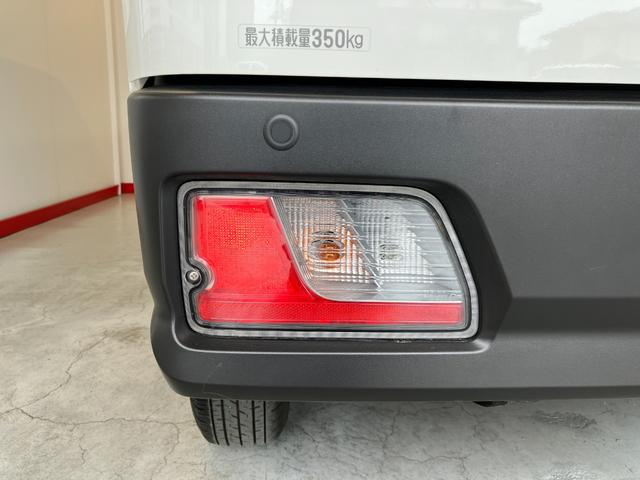 ハイゼットカーゴＤＸ　ＡＭ／ＦＭラジオ／両側スライドドアワンオーナー　キーレスエントリー　ＡＭ／ＦＭラジオ　スマアシ　両側スライドドア　ハロゲンヘッドライト　オートライト　オートマチックハイビーム　取扱説明書　メンテナンスノート（香川県）の中古車