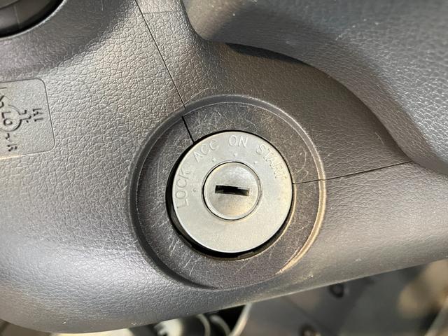 ハイゼットトラックスタンダード　社外ＥＴＣ／キーレスエントリー社外ＥＴＣ　ＡＭ／ＦＭラジオ　キーレスエントリー　ハロゲンヘッドライト　取扱説明書　メンテナンスノート（香川県）の中古車