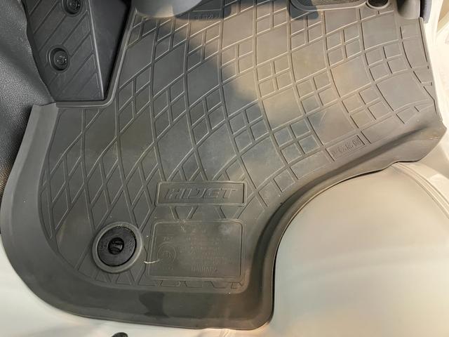 ハイゼットトラックスタンダード　社外ＥＴＣ／キーレスエントリー社外ＥＴＣ　ＡＭ／ＦＭラジオ　キーレスエントリー　ハロゲンヘッドライト　取扱説明書　メンテナンスノート（香川県）の中古車