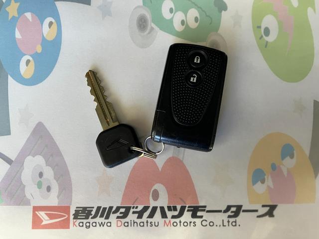 ムーヴＸ　ＳＡ　ナビ／バックモニター／アルミワンオーナー　純正ナビ　バックモニター　スマアシＩ　ハロゲンヘッドライト　オートライト　電動格納ミラー　純正１４インチアルミホイール　スマートキー　取扱説明書　メンテナンスノート（香川県）の中古車