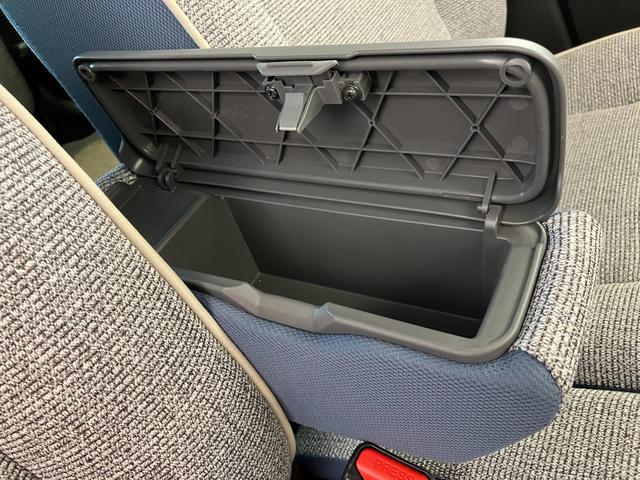 ムーヴキャンバスストライプスＧ　オーディオレス／ＵＳＢ入力端子ワンオーナー　オーディオレス　バックモニター対応カメラ　両側パワースライドドア　運転席・助手席シートヒーター　電動パーキングブレーキ　オートブレーキホールド　ＵＳＢ入力端子　ホッとカップホルダー（香川県）の中古車