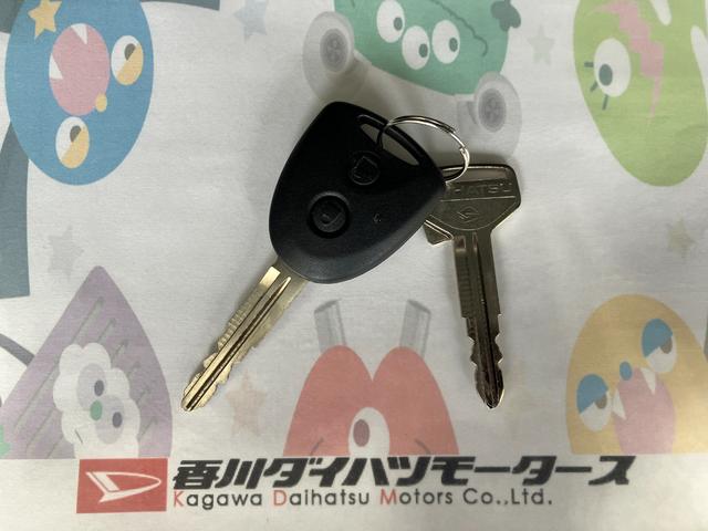 ミライースＬ　ＳＡIII　オーディオレス／シガーソケットワンオーナー　オーディオレス　スマアシＩＩＩ　キーレスエントリー　ハロゲンヘッドライト　オートライト　オートマチックハイビーム　シガーソケット　取扱説明書　メンテナンスノート（香川県）の中古車