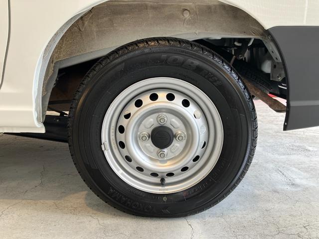 ハイゼットカーゴＤＸ　ＡＭ／ＦＭラジオ／キーレスエントリーワンオーナー　ＡＭ／ＦＭラジオ　キーレスエントリー　ハロゲンヘッドライト　オートライト　オートマチックハイビーム　両側スライドドア　取扱説明書　メンテナンスノート（香川県）の中古車