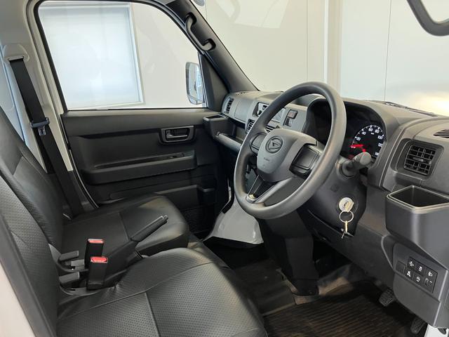 ハイゼットカーゴスペシャル　ＡＭ／ＦＭラジオ／両側スライドドアワンオーナー　ＡＭ／ＦＭラジオ　両側スライドドア　ハロゲンヘッドライト　オートライト　オートマチックハイビーム　取扱説明書　メンテナンスノート（香川県）の中古車