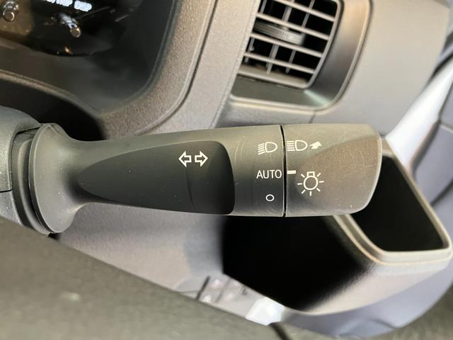 ハイゼットカーゴスペシャル　ＡＭ／ＦＭラジオ／両側スライドドアワンオーナー　ＡＭ／ＦＭラジオ　両側スライドドア　ハロゲンヘッドライト　オートライト　オートマチックハイビーム　取扱説明書　メンテナンスノート（香川県）の中古車