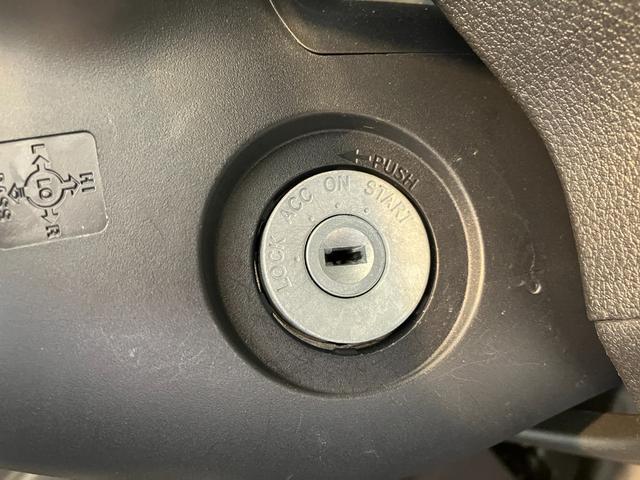 ハイゼットカーゴスペシャル　ＡＭ／ＦＭラジオ／両側スライドドアワンオーナー　ＡＭ／ＦＭラジオ　両側スライドドア　ハロゲンヘッドライト　オートライト　オートマチックハイビーム　取扱説明書　メンテナンスノート（香川県）の中古車