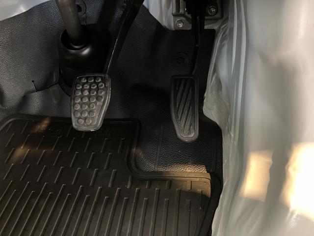 ハイゼットカーゴスペシャル　ＡＭ／ＦＭラジオ／両側スライドドアワンオーナー　ＡＭ／ＦＭラジオ　両側スライドドア　ハロゲンヘッドライト　オートライト　オートマチックハイビーム　取扱説明書　メンテナンスノート（香川県）の中古車