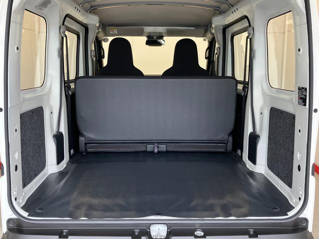 ハイゼットカーゴスペシャル　ＡＭ／ＦＭラジオ／両側スライドドアワンオーナー　ＡＭ／ＦＭラジオ　両側スライドドア　ハロゲンヘッドライト　オートライト　オートマチックハイビーム　取扱説明書　メンテナンスノート（香川県）の中古車