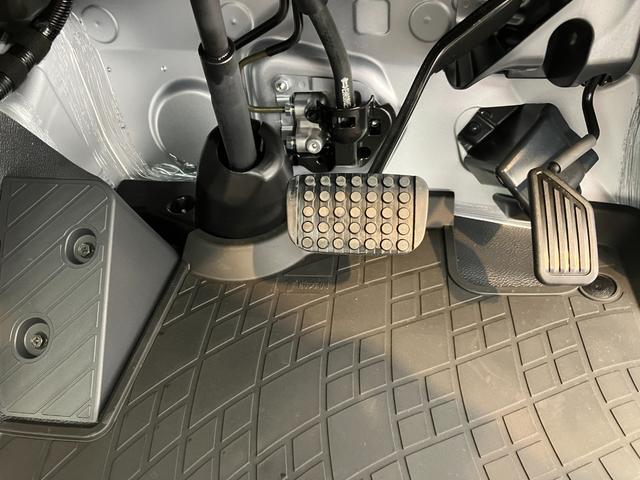 ハイゼットトラックスタンダード AM・FMラジオ/2WD/CVT2WD CVT ワンオーナー トレイマット ハロゲンヘッドライト オートライト オートハイビーム 取扱説明書 メンテナンスノート(香川県)の中古車