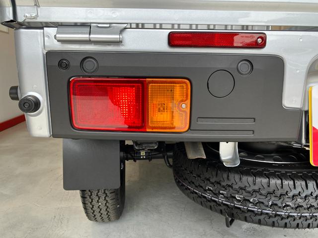 ハイゼットトラックスタンダード AM・FMラジオ/2WD/CVT2WD CVT ワンオーナー トレイマット ハロゲンヘッドライト オートライト オートハイビーム 取扱説明書 メンテナンスノート(香川県)の中古車