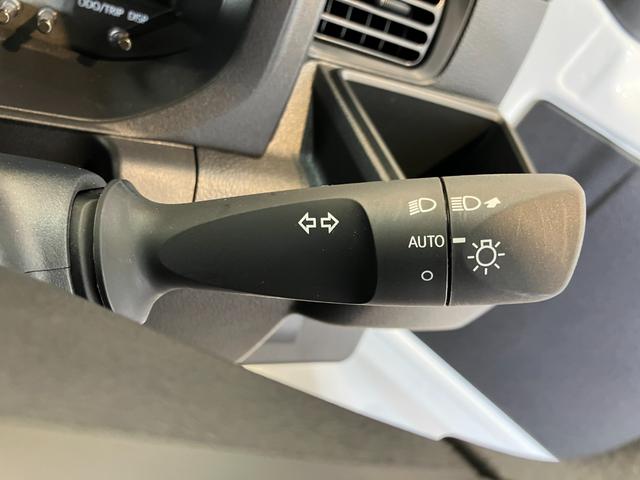 ハイゼットトラックスタンダード MT/AM/FMラジオMT AM/FMラジオ ハロゲンヘッドライト オートライト オートマチックハイビーム 取扱説明書 メンテナンスノート(香川県)の中古車