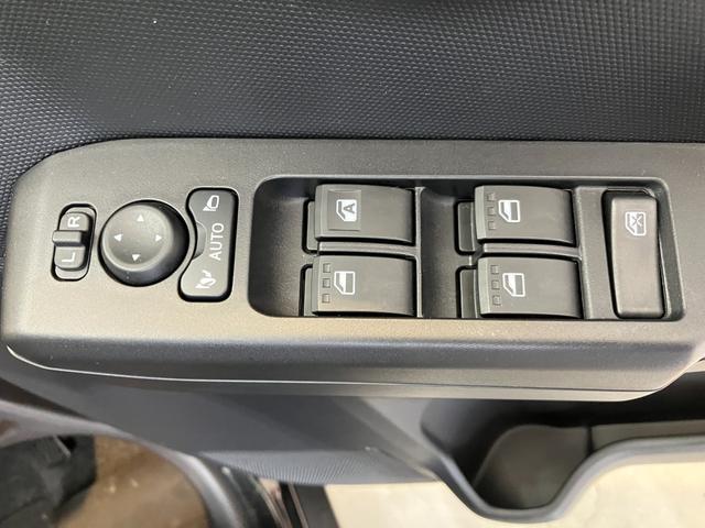 タフトＧ　ダーククロムベンチャー　バックモニター対応カメラワンオーナー　運転席・助手席シートヒーター　電動パーキングブレーキ　オートブレーキホールド　純正１５インチアルミホイール　ワンオーナー　スマートキー　ＬＥＤヘッドランプ　オートライト　オートハイビーム（香川県）の中古車