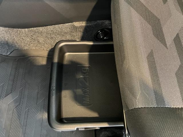 タフトＧ　ダーククロムベンチャー　バックモニター対応カメラワンオーナー　運転席・助手席シートヒーター　電動パーキングブレーキ　オートブレーキホールド　純正１５インチアルミホイール　ワンオーナー　スマートキー　ＬＥＤヘッドランプ　オートライト　オートハイビーム（香川県）の中古車
