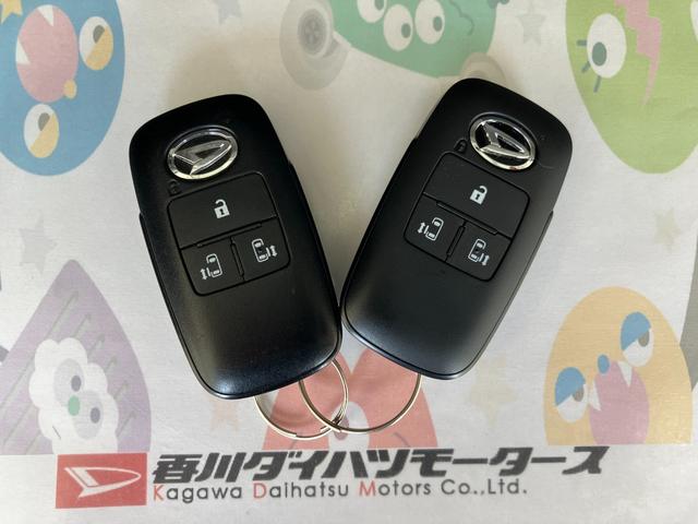 ムーヴキャンバスストライプスＸ　バックモニター対応カメラ　ワンオーナーオーディオレス　両側パワースライドドア　バックモニター対応カメラ　ワンオーナー　スマートキー　ハロゲンヘッドライト　オートライト　オートハイビーム　ＵＳＢ入力端子（香川県）の中古車