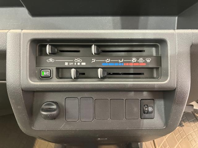 ハイゼットトラックEXT MT 2WD CDチューナーキーレスエントリー CDチューナー 作業灯 ハロゲンヘッドライト ラバーマット メンテナンスノート 取扱説明書 MT 2WD(香川県)の中古車