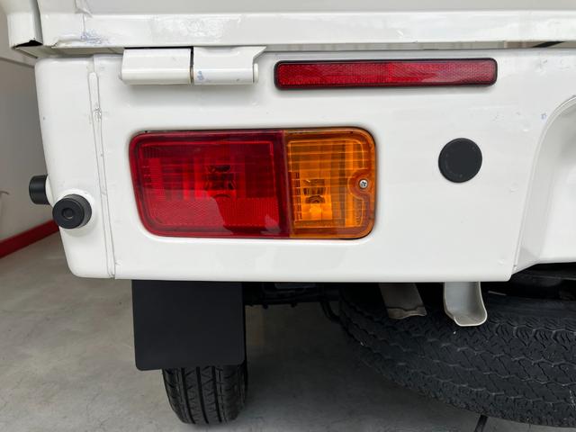 ハイゼットトラックEXT MT 2WD CDチューナーキーレスエントリー CDチューナー 作業灯 ハロゲンヘッドライト ラバーマット メンテナンスノート 取扱説明書 MT 2WD(香川県)の中古車