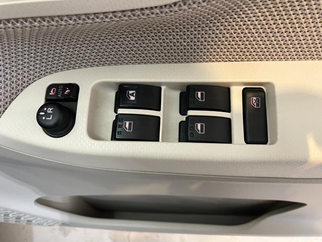ムーヴX SAII ナビ バックモニター アルミ純正ナビ バックモニター 純正14インチアルミホイール ハロゲンヘッドライト オートライト 電動格納ミラー ワンオーナー スマートキー スマアシII(香川県)の中古車