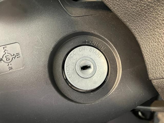 ハイゼットカーゴハイゼットスローパー　福祉車両　ＡＭ／ＦＭラジオワンオーナー　キーレスエントリー　ＡＭ／ＦＭラジオ　両側スライドドア　ハロゲンヘッドライト　オートライト　オートハイビーム　アイドリングストップ　アイドリングストップ　スマアシ　福祉車両（香川県）の中古車