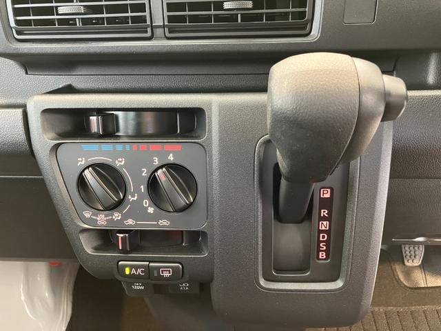 ハイゼットカーゴハイゼットスローパー　福祉車両　ＡＭ／ＦＭラジオワンオーナー　キーレスエントリー　ＡＭ／ＦＭラジオ　両側スライドドア　ハロゲンヘッドライト　オートライト　オートハイビーム　アイドリングストップ　アイドリングストップ　スマアシ　福祉車両（香川県）の中古車
