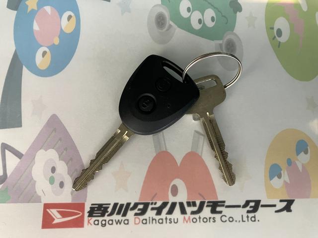 ハイゼットカーゴハイゼットスローパー　福祉車両　ＡＭ／ＦＭラジオワンオーナー　キーレスエントリー　ＡＭ／ＦＭラジオ　両側スライドドア　ハロゲンヘッドライト　オートライト　オートハイビーム　アイドリングストップ　アイドリングストップ　スマアシ　福祉車両（香川県）の中古車