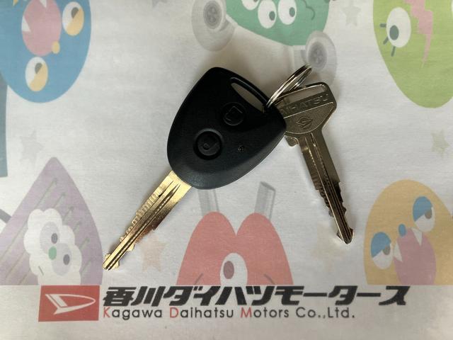 ミライースＬ　ＳＡIII　オーディオレスワンオーナー　キーレスエントリー　オーディオレス　ハロゲンヘッドライト　オートライト　オートハイビーム　アイドリングストップ　スマアシＩＩＩ　取扱説明書　メンテナンスノート（香川県）の中古車