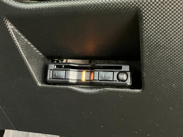 ロッキープレミアム純正ナビ パノラマモニター バックモニター 純正ETC Bluetooth接続 運転席・助手席シートヒーター 純正17インチアルミホイール ターボ ACC ワンオーナー スマートキー スマアシ(香川県)の中古車